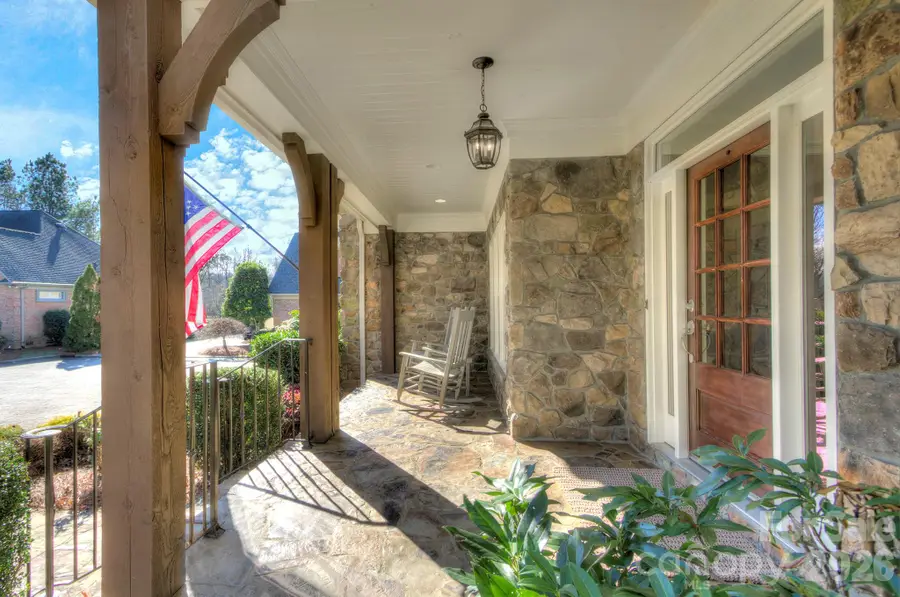 18530 Carnegie Overlook Boulevard, Davidson, NC 28036 - Image #2