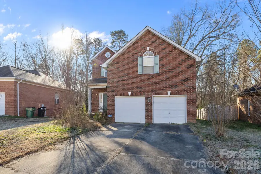 7132 Brighton Brook Drive, Charlotte, NC 28212 - Image #2