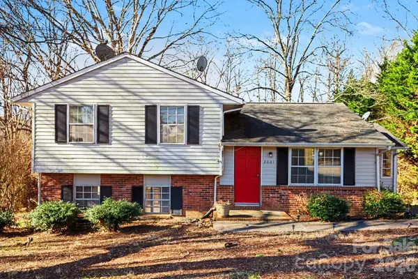 2601 Devon Drive, Dallas, NC 28034