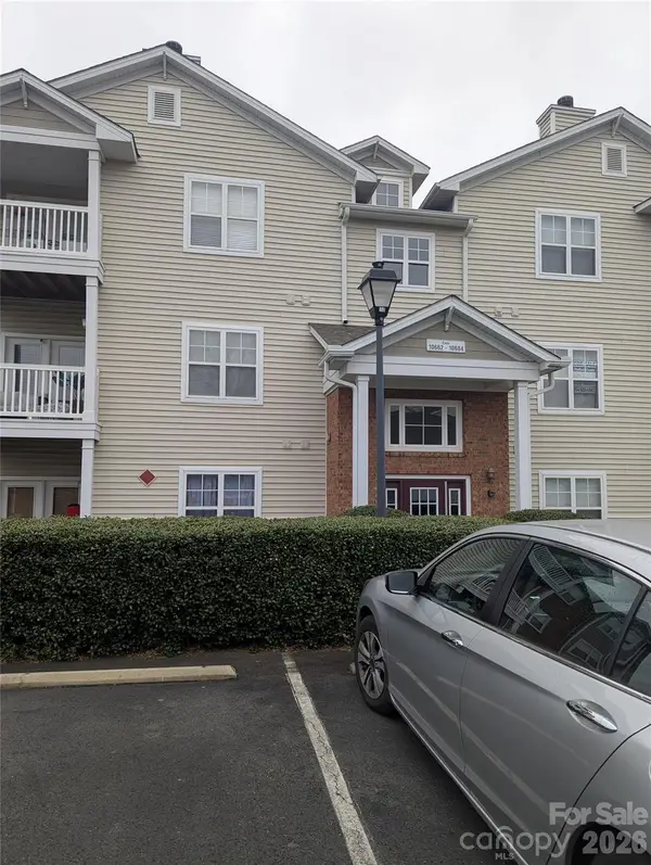 10670 Hill Point Court #10670, Charlotte, NC 28262