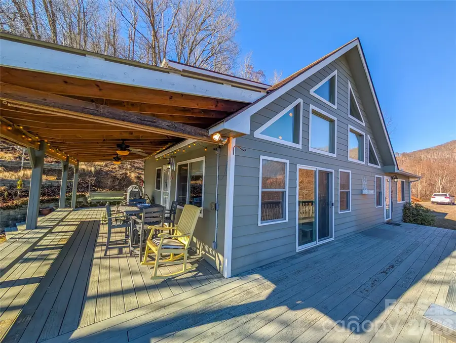 305 Majestic Mountain Drive #7, Burnsville, NC 28714 - Image #3