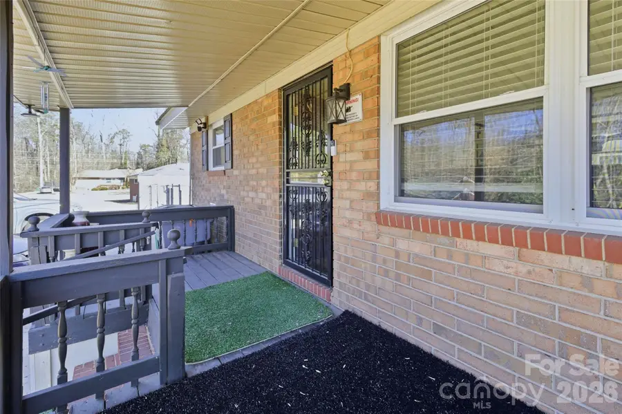 2410 Juniper Drive, Charlotte, NC 28269 - Image #3