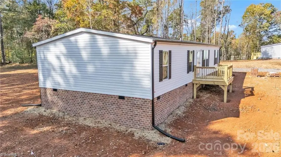 2013 Carl Fox Road, Taylorsville, NC 28681 - Image #3