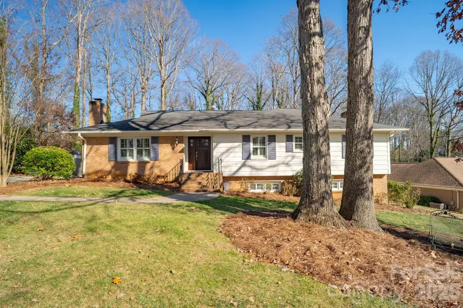 121 Glen Oaks Road, Charlotte, NC 28270 - Image #2