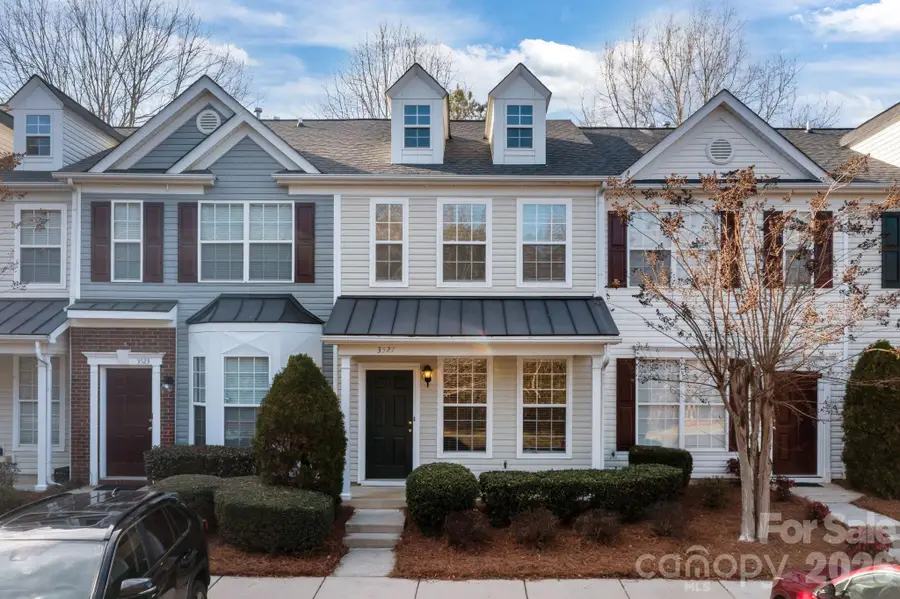 3527 Creeping Flora Lane, Charlotte, NC 28216 - Image #2