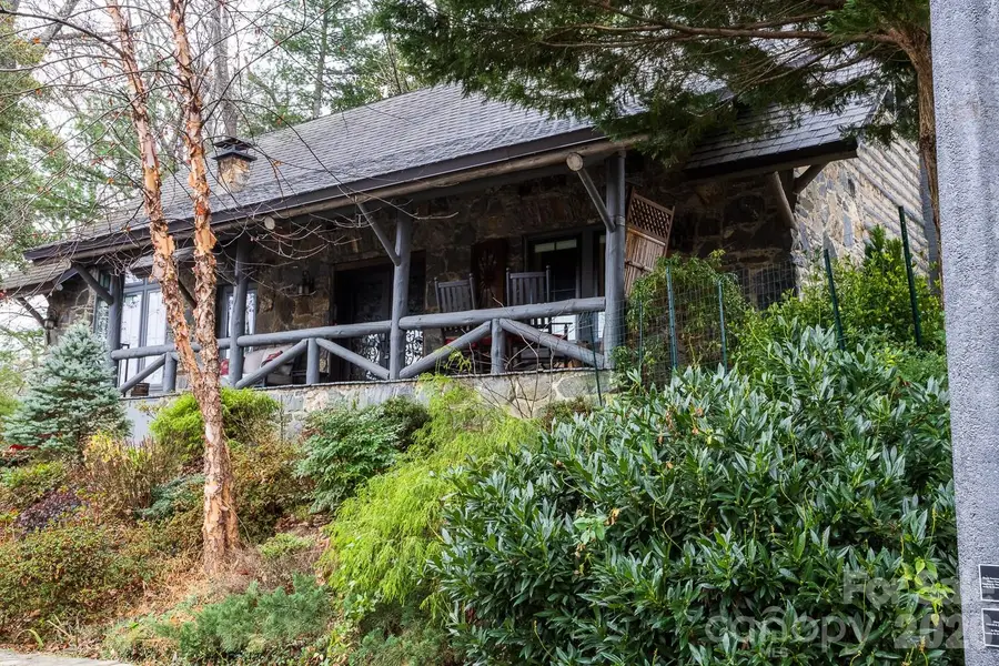 15 Chestnut Street, Tryon, NC 28782 - Image #3