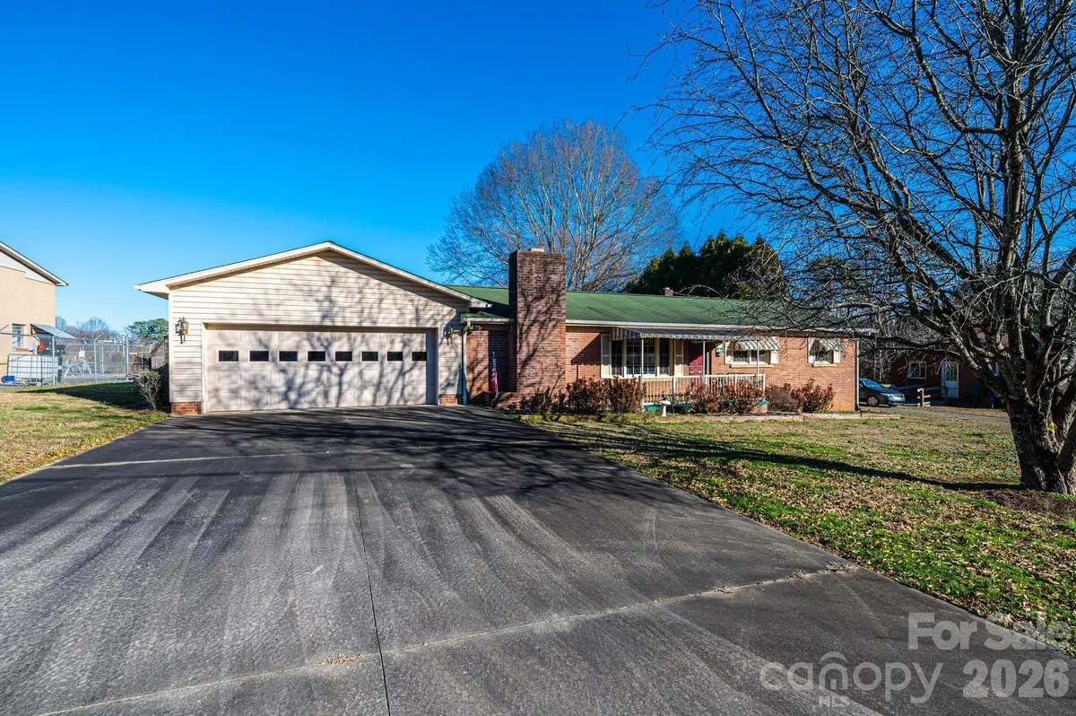 100 Carswell Street, Valdese, NC 28690 - Image #1