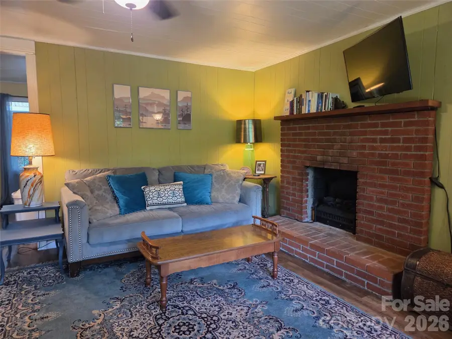 61 Huffman Road, Asheville, NC 28806 - Image #3