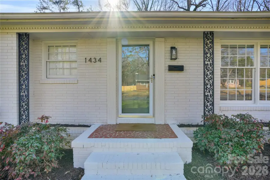 1434 Edgewater Drive, Charlotte, NC 28210 - Image #2