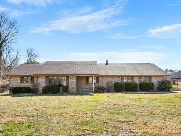 1287 Charlotte Highway, Fairview, NC 28730