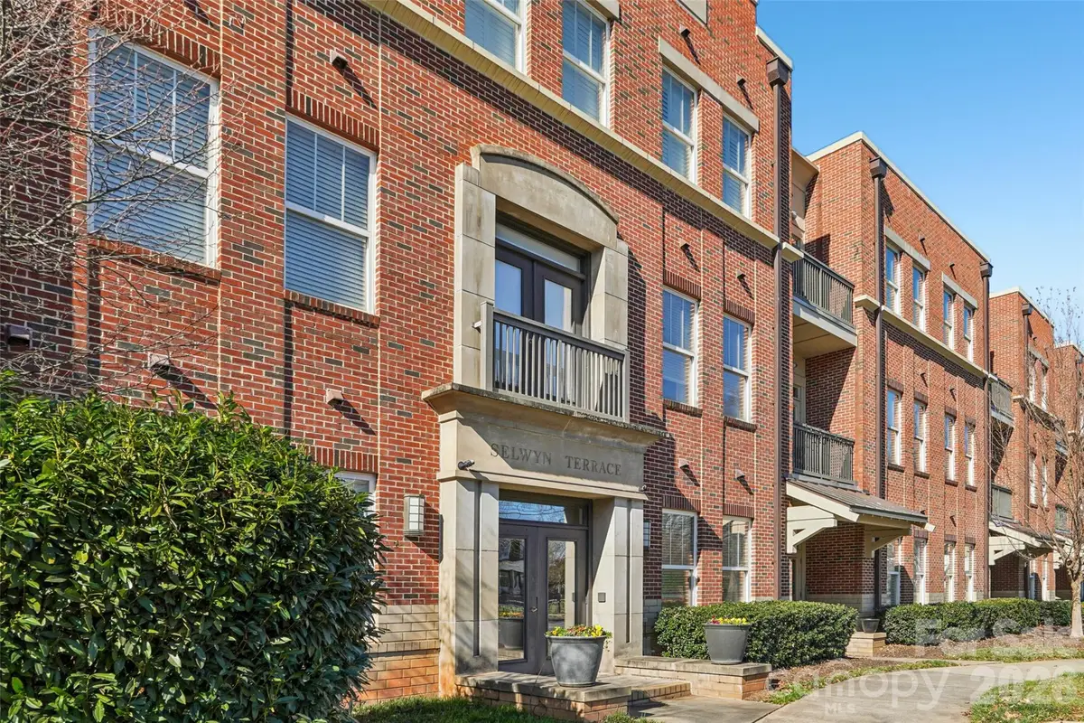 2952 Selwyn Avenue #203, Charlotte, NC 28209 - Image #1