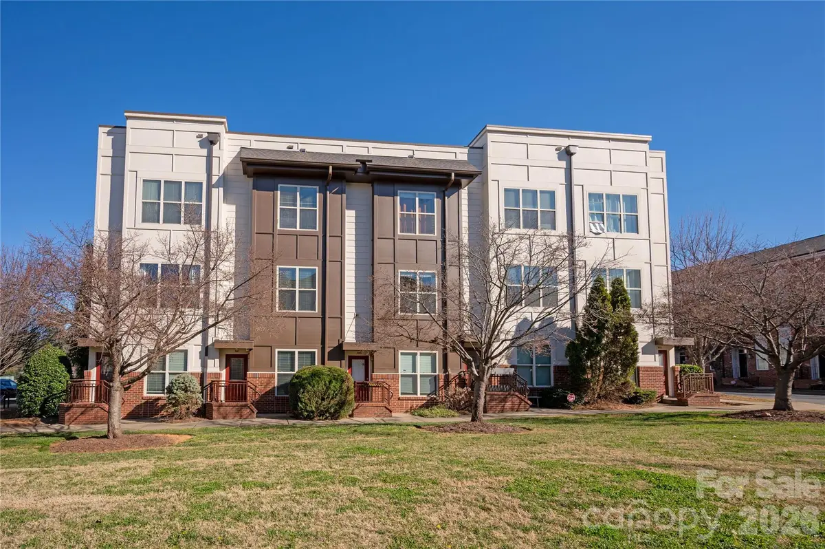 841 Seigle Point Drive, Charlotte, NC 28204 - Image #1