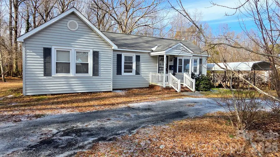 833 Dennis Street, Troy, NC 27371 - Image #2