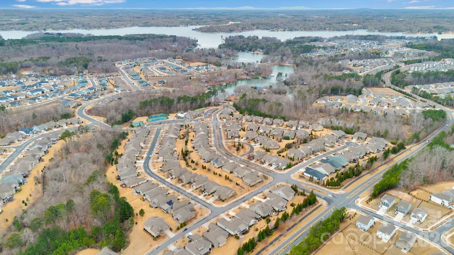 14920 High Bluff Court, Charlotte, NC 28278 - Image #2