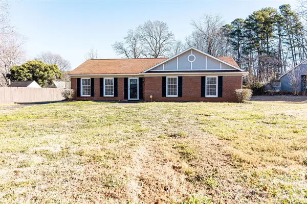 2220 Gaines Avenue, Gastonia, NC 28054