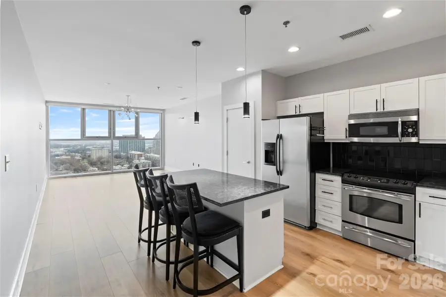 333 W Trade Street #2103, Charlotte, NC 28202 - #3