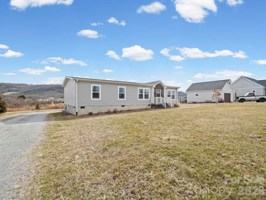 1796 Pilot Mountain Road, Hendersonville, NC 28792 - #3