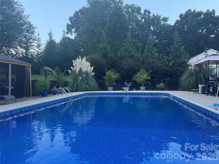 2555 Knox Landing Road, Connelly Springs, NC 28612 - Image #2