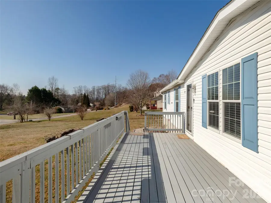 112 Lynn Estate Road, Hendersonville, NC 28792 - Image #3