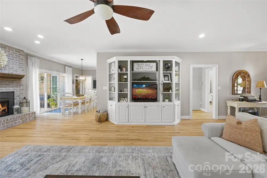 350 Royal Burgess Drive, Campobello, SC 29322 - Image #3