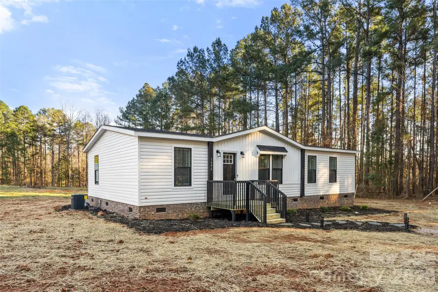 1696 Logan Terry Road, Lancaster, SC 29720 - Image #2