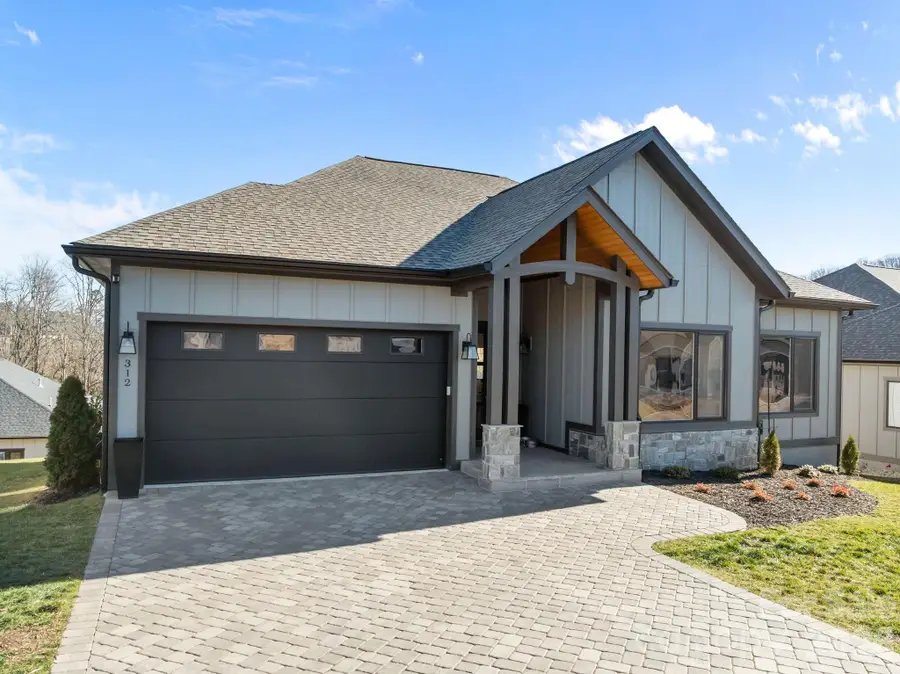 312 Avery Trail Drive, Arden, NC 28704 - Image #2