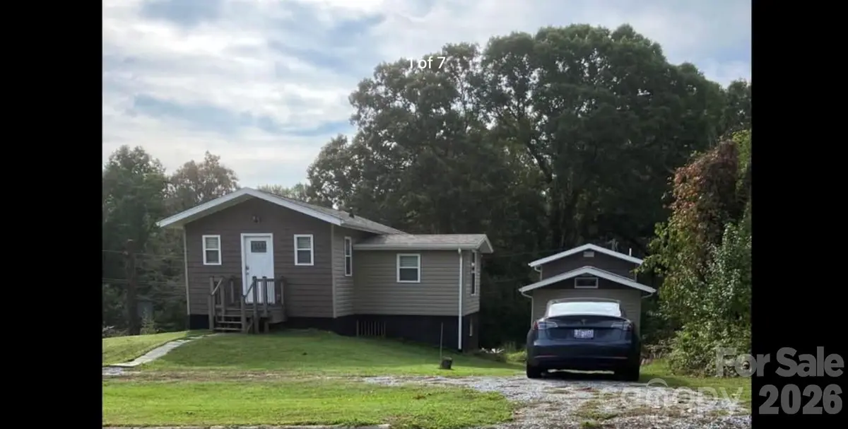 2 Oak Street, Granite Falls, NC 28630 - Image #1