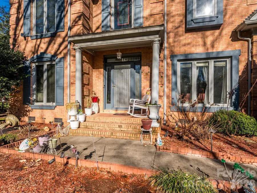 3815 Denmeade Drive, Charlotte, NC 28269 - Image #2