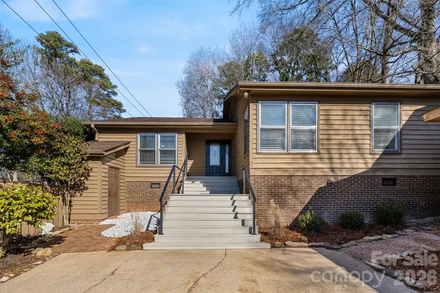 20 Quayside Court, Lake Wylie, SC 29710 - Image #2