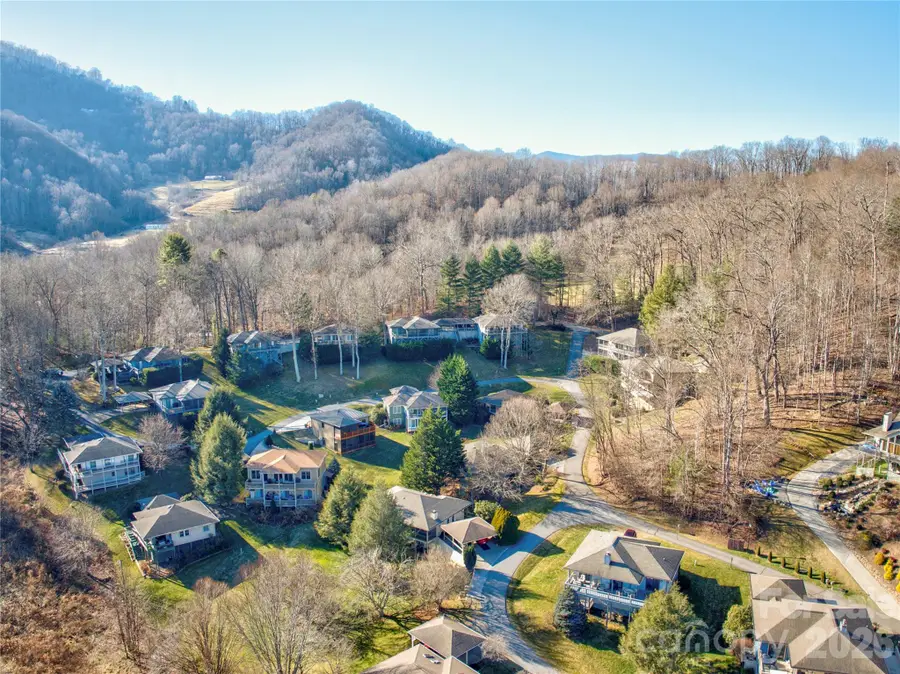 47 Winghaven Heights, Waynesville, NC 28786 - Image #3