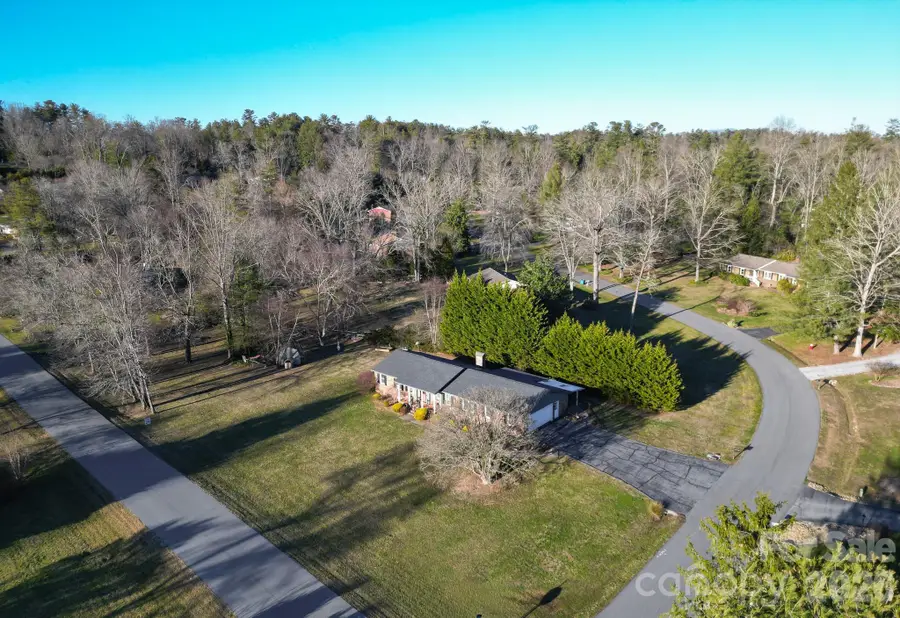 308 London Road, Hendersonville, NC 28739 - #2