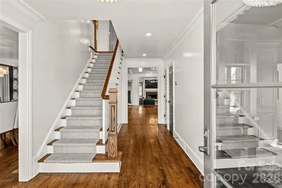 1935 Queens Road W, Charlotte, NC 28207 - Image #3