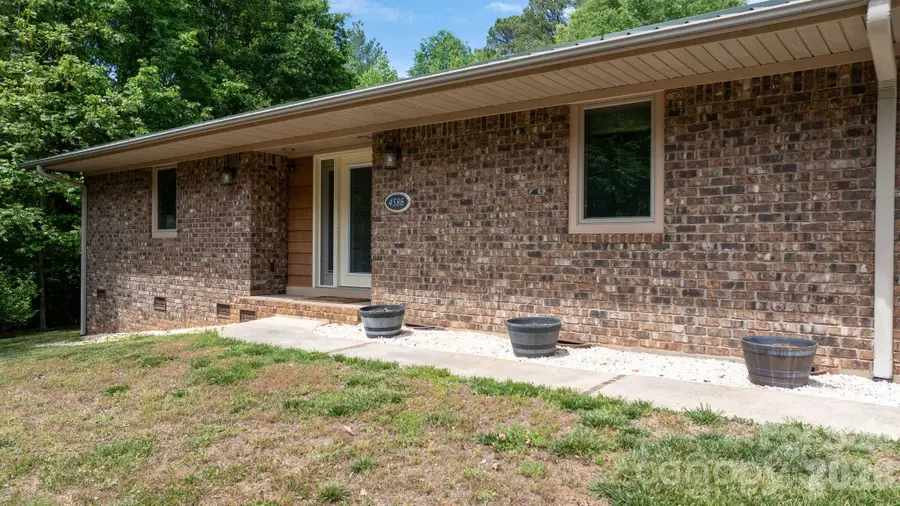 4586 Charlotte Street, Conover, NC 28613 - #2