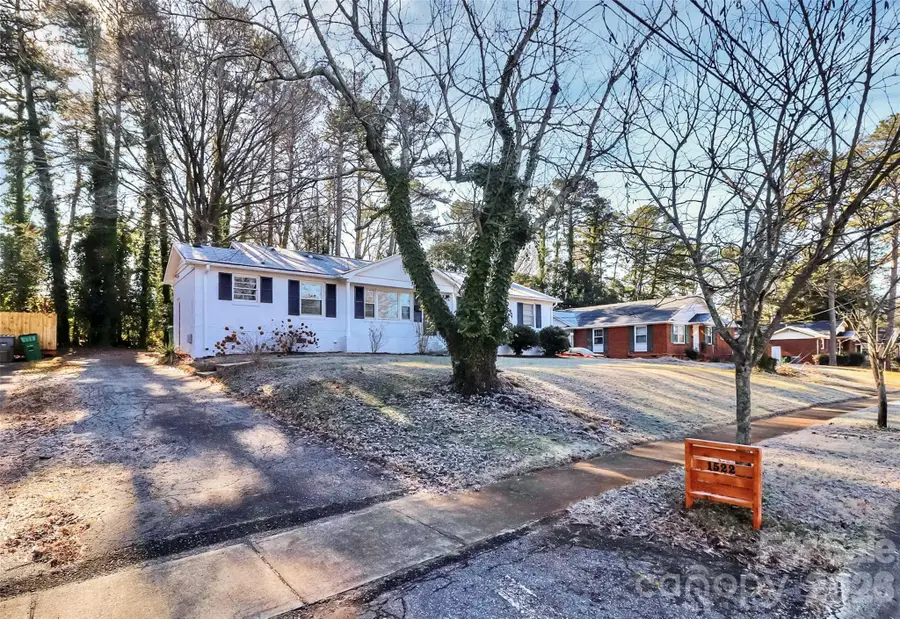 1520/1522 Woodhill Lane, Charlotte, NC 28205 - Image #2