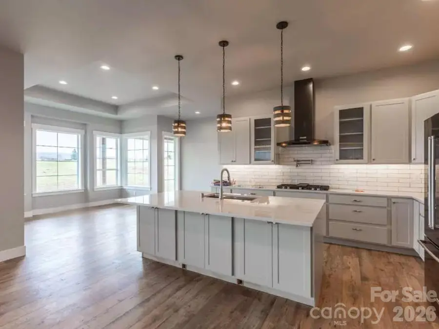 5743 Lake Pointe Drive, Granite Falls, NC 28630 - Image #3