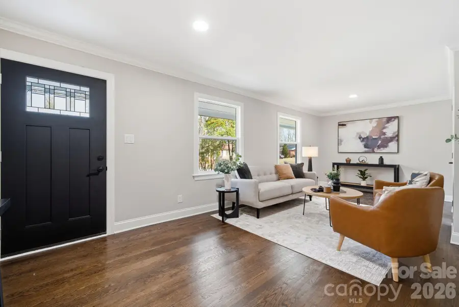 3900 Foxford Place, Charlotte, NC 28215 - Image #2