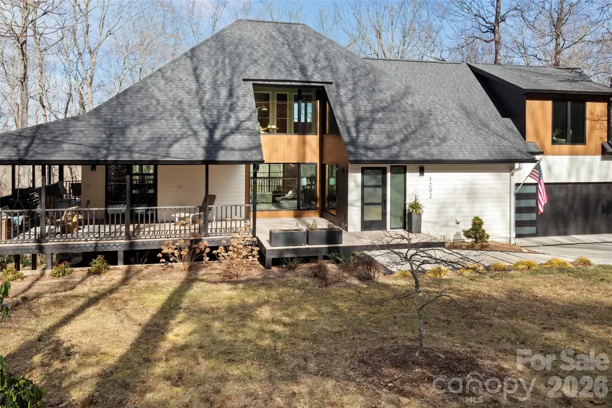 1202 Davis Mountain Road, Hendersonville, NC 28739 - Image #1