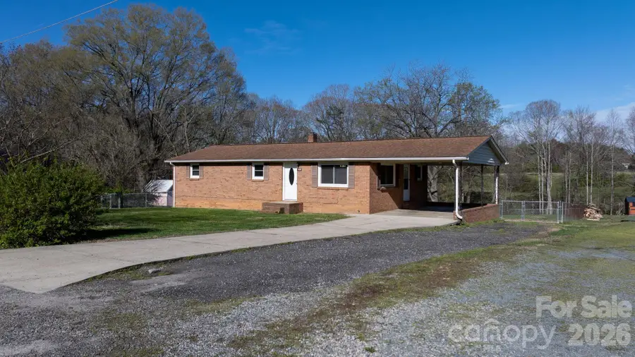 2576 Kingston Street, Newton, NC 28658 - #2