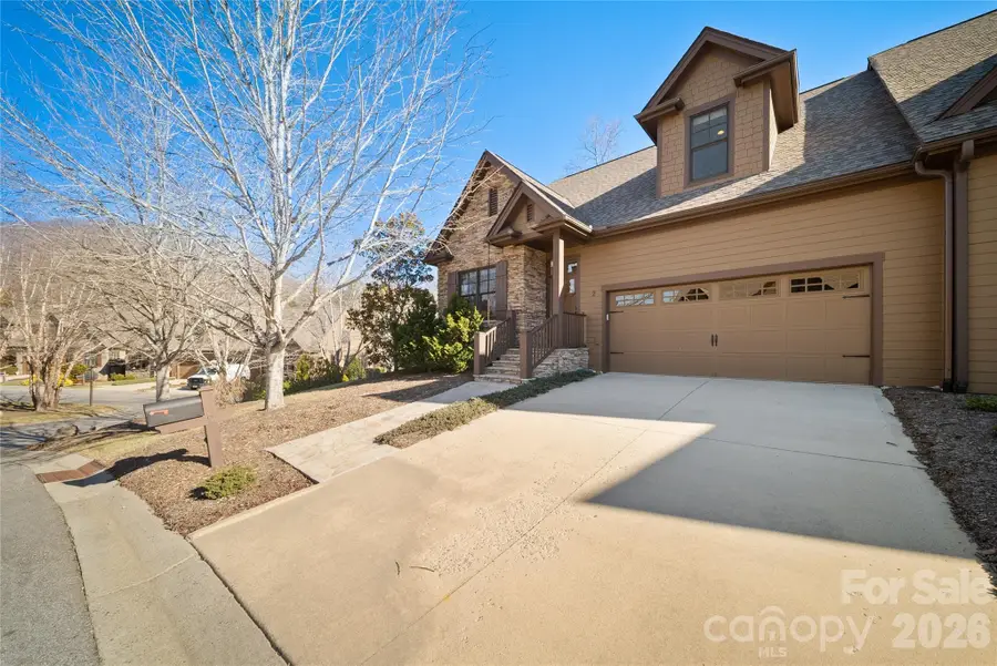 2 Meadow Vista Court, Asheville, NC 28803 - Image #3