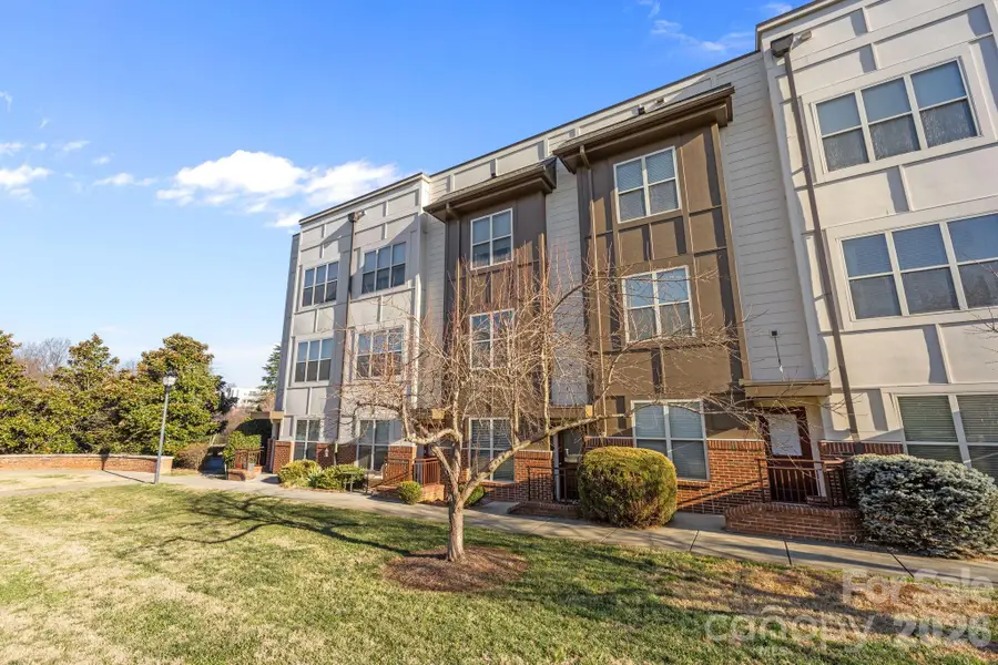 819 Seigle Point Drive, Charlotte, NC 28204 - Image #3