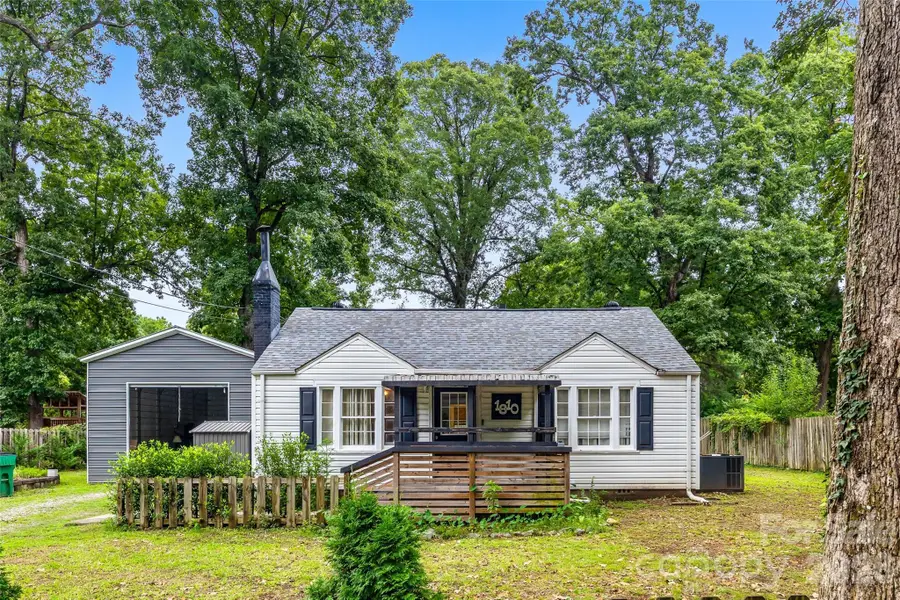 1810 Lisbon Lane, Charlotte, NC 28269 - Image #2