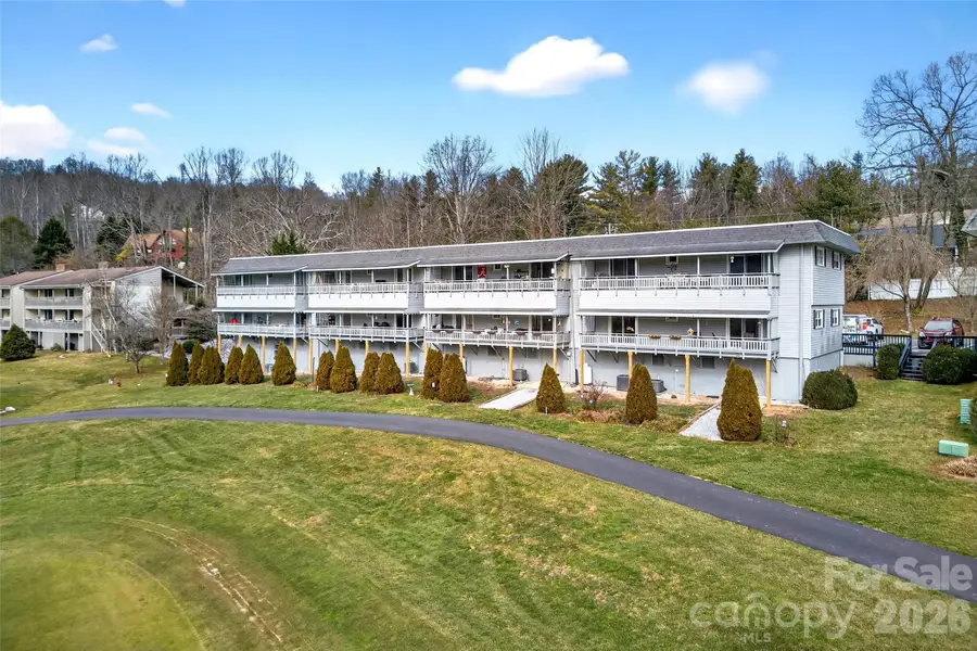 263 Fairway Lane, Spruce Pine, NC 28777 - Image #2