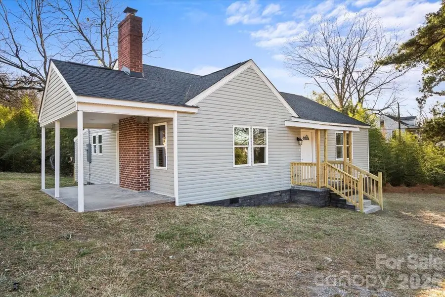 165 E Lacy Street, Chester, SC 29706 - Image #2