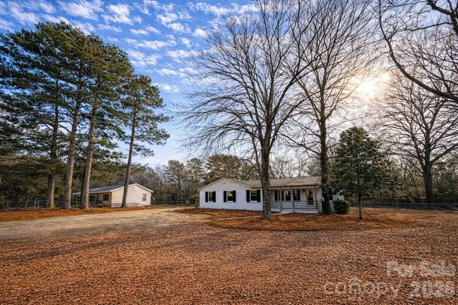 5176 Lancaster Highway, Fort Lawn, SC 29714 - Image #2