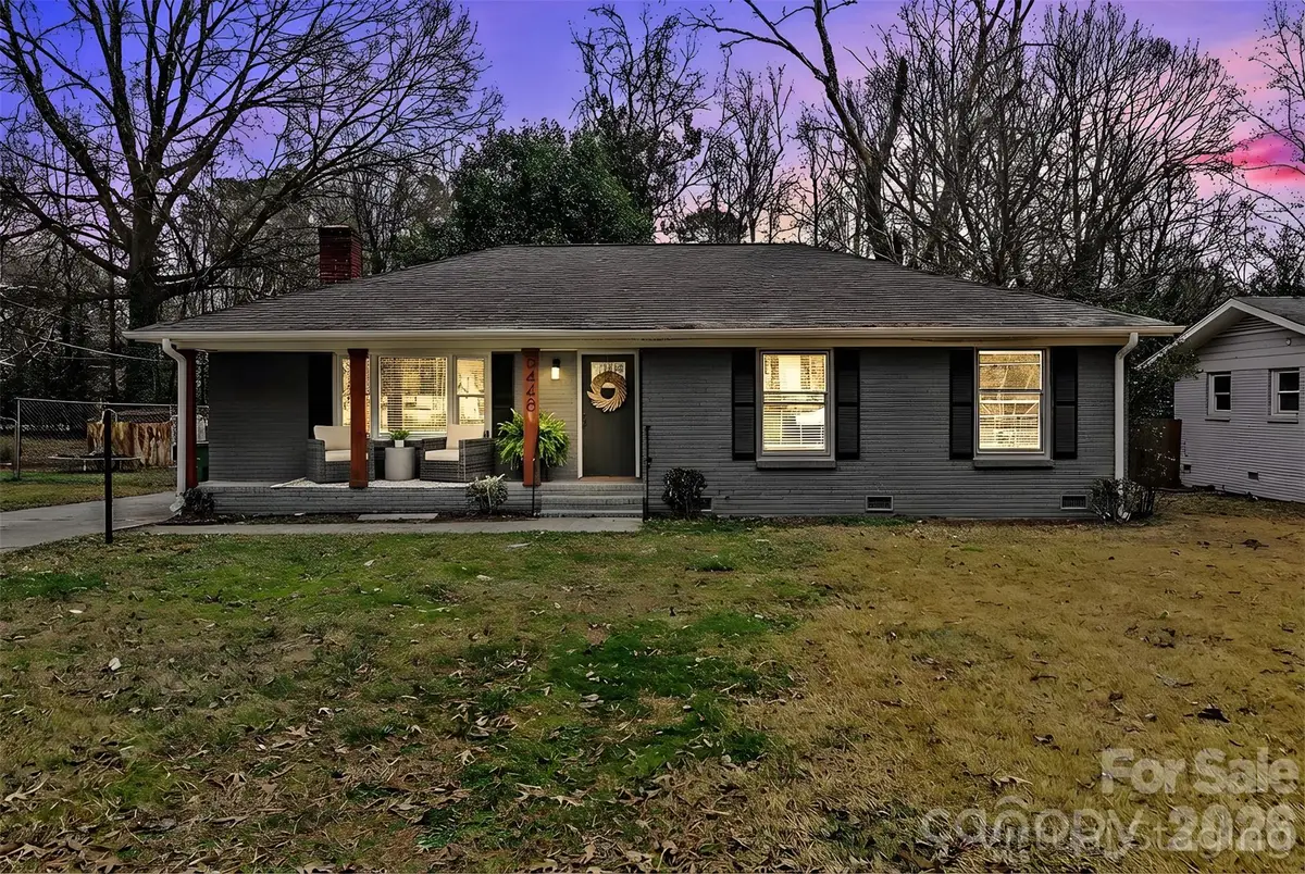 5448 Kinsale Lane, Charlotte, NC 28215 - Image #1