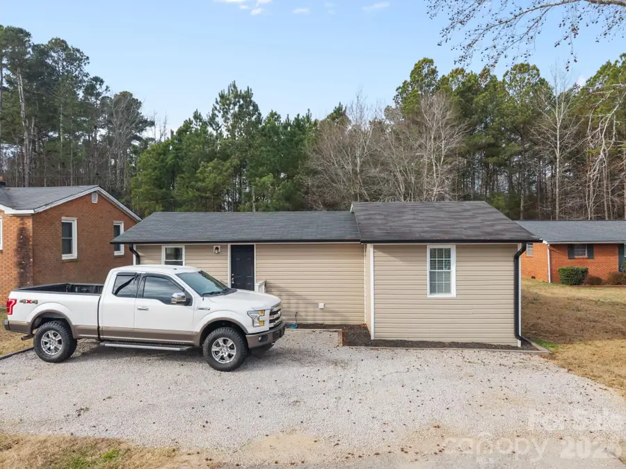 319 N Arnold Street, Pageland, SC 29728 - Image #2