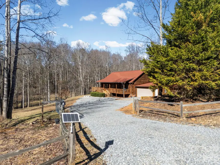 114 Woodstock Lane, Rutherfordton, NC 28139 - Image #2