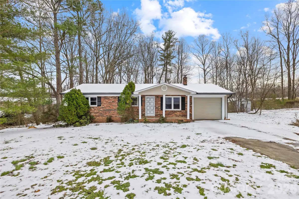 246 Harriet Lane, Statesville, NC 28625 - Image #1