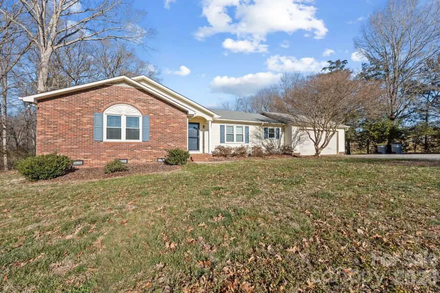 6200 Starlight Drive, Concord, NC 28027 - Image #3