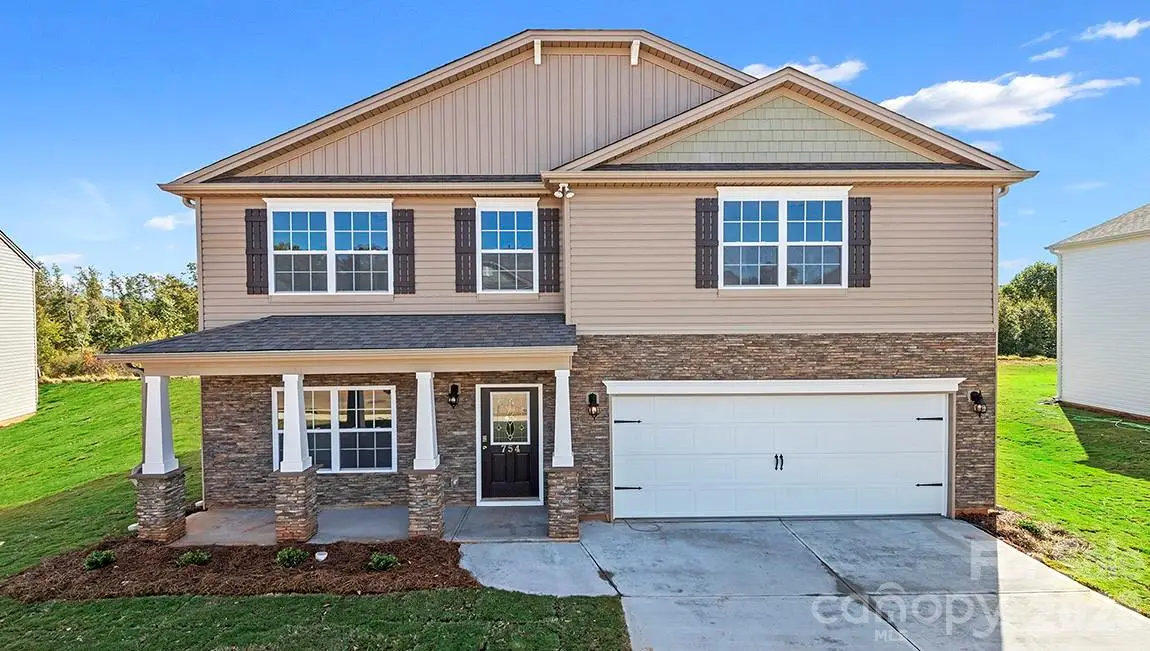 11 Ridgehaven Drive, Waynesville, NC 28786 - Image #1